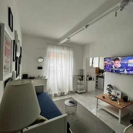 Mi Casa Tu Casa - La Casetta Apartment *